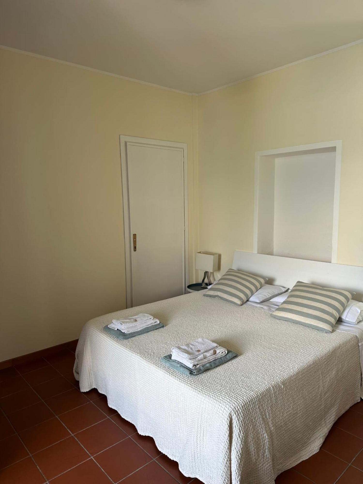 Feriolo Nautique Apartments บาเวโน ภายนอก รูปภาพ